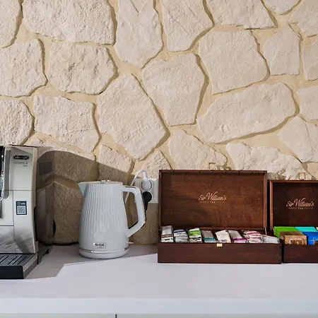 Apartament Maro Winnica *