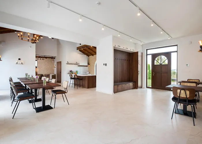 Maro Winnica * Trzebun (Koscierzyna)